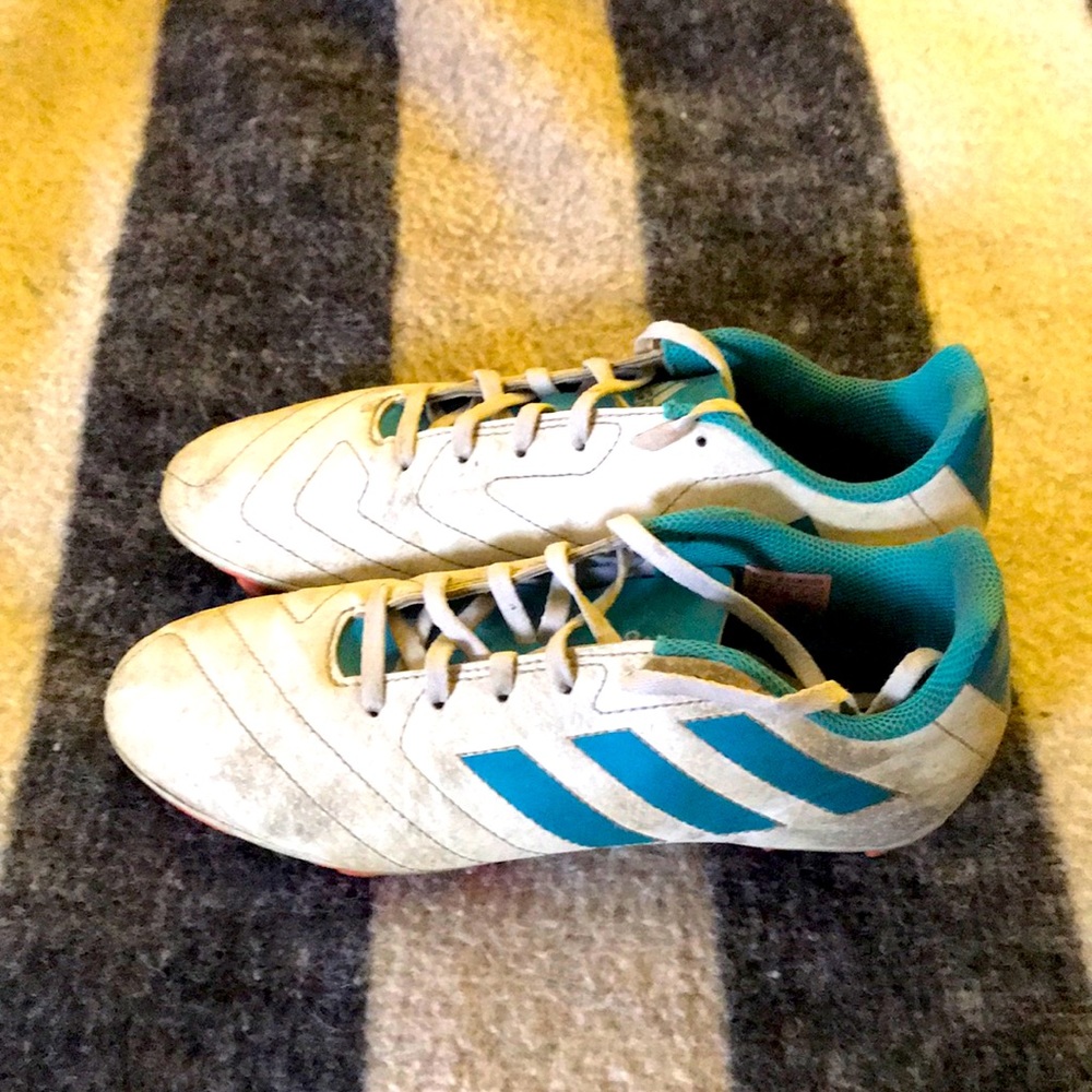 To small,adidas, 7 kids, blue and white